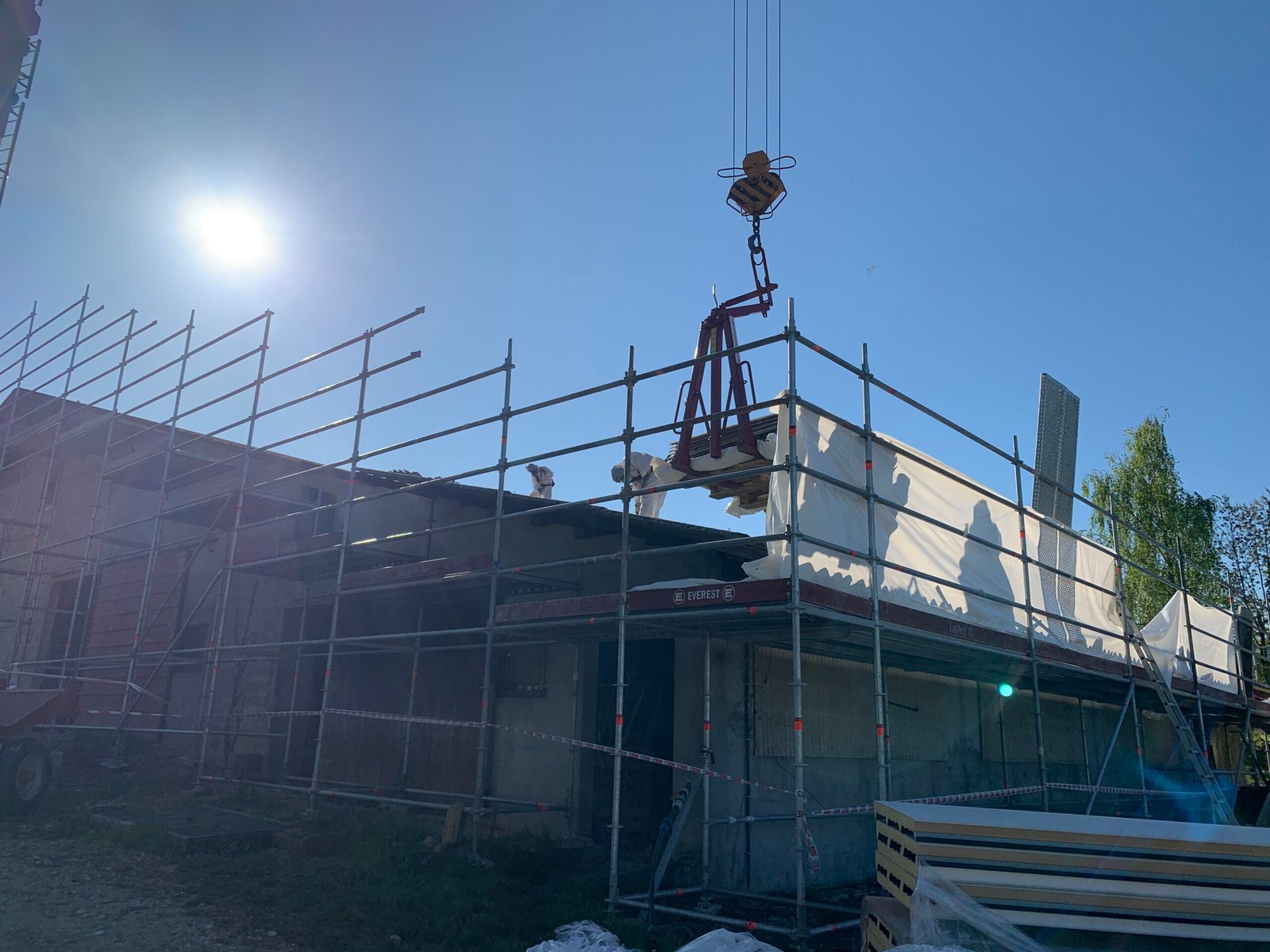 Désamiantage de toiture – Groisy (74570)