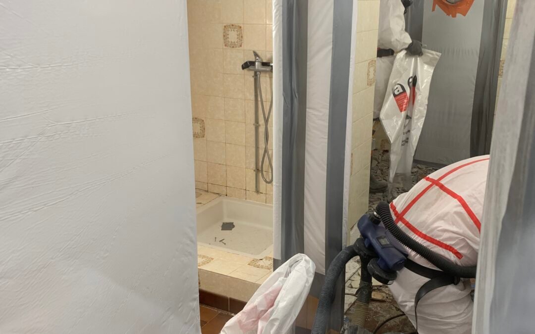 Retrait de carrelage et colle amiantée – SCCV Arâches la Frasse (74300)